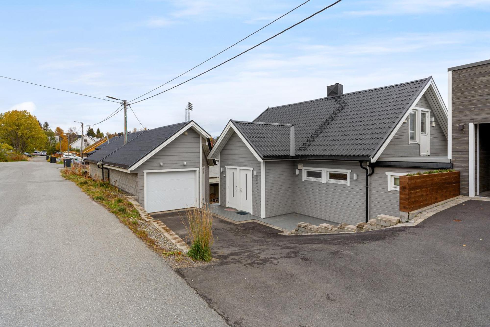 Arctic Homes - Aurora Overlook *